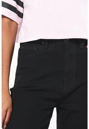 KOAJ PANTALON KOAJ JEAN MOM STA 13010 3/24