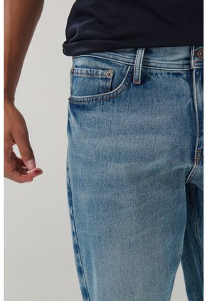 KOAJ PANTALON KOAJ JEAN 90s 30010 4/25