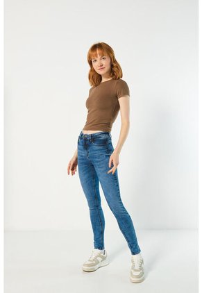 KOAJ PANTALON KOAJ PUSH UP FB 12111 3/24