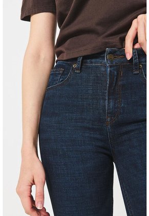 KOAJ PANTALON KOAJ PUSH UP FB 13984 4/24