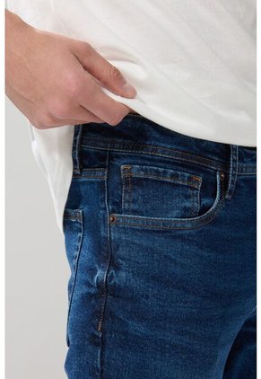 KOAJ PANTALON KOAJ JEAN SLIM 29230 4/25