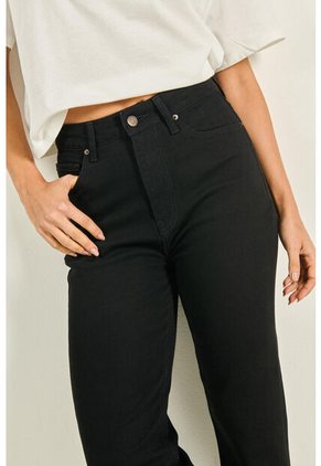 KOAJ PANTALON KOAJ JEAN MOM STA 10870 3/24