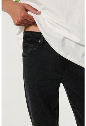 KOAJ PANTALON KOAJ SLIM 10991 3/24