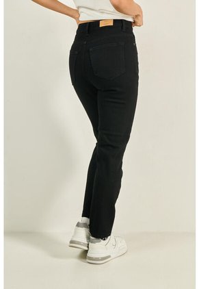 KOAJ PANTALON KOAJ JEAN MOM STA 10870 3/24
