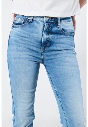 KOAJ PANTALON KOAJ PUSH UP FB 13966 4/24