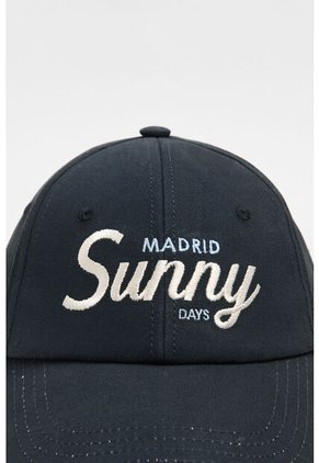 KOAJ CACHUCHA KOAJ 30221 1/26