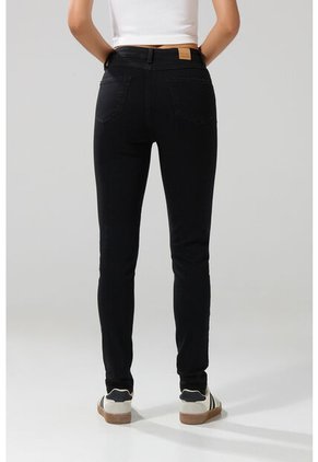 KOAJ Jean Mom Negro Con Bota Recta, Tiro Súper Alto Y Bolsillos