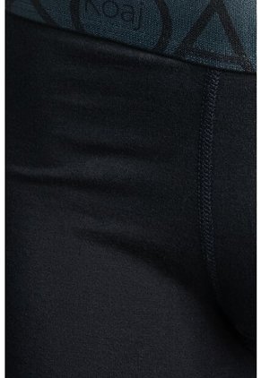 KOAJ BOXER KOAJ PIERNA LARGA 8235 2/24