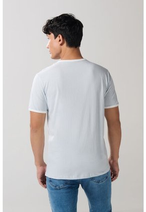 KOAJ Camiseta Azul Clara Manga Corta College Con Contrastes