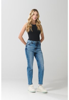 KOAJ PANTALON KOAJ JEAN MOM STA 22706  2/25