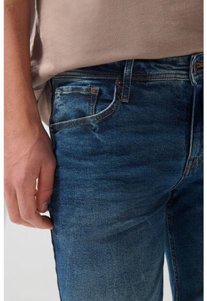 PANTALON KOAJ JEAN SLIM 23344 M 2/25