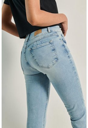 PANTALON KOAJ PUSH UP FB 8367 2/24