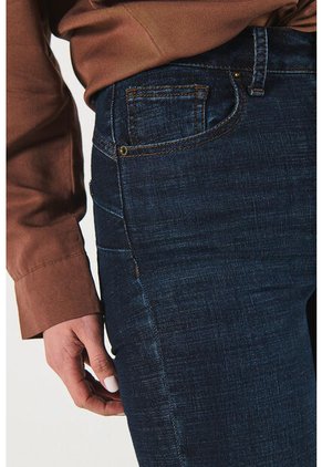 KOAJ PANTALON KOAJ PUSH UP FB 15597 4/24