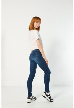 KOAJ PANTALON KOAJ PUSH UP FB 10363 3/24