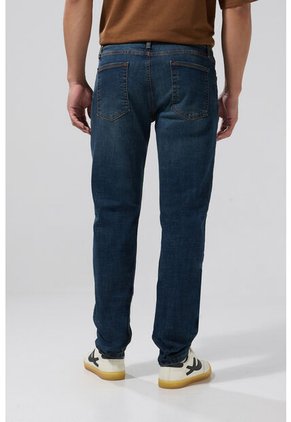 KOAJ PANTALON KOAJ JEAN SLIM 25972 3/25