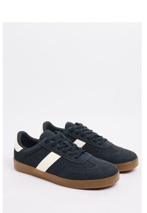 KOAJ ZAPATOS KOAJ URBANO M 15727 2/25