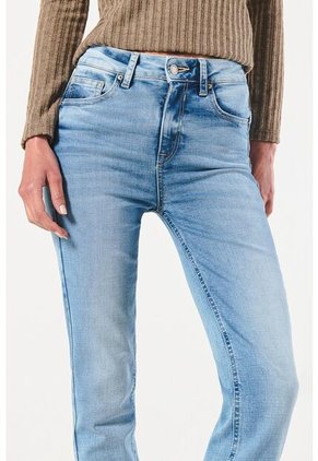 KOAJ PANTALON KOAJ PUSH UP FB 16390 4/24