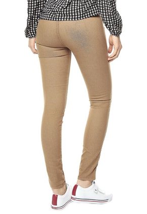 Pantalón Camel Koaj