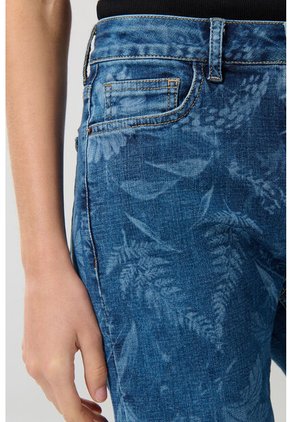 KOAJ PANTALON KOAJ JEAN STRAIGHT LEG 24121 2/25