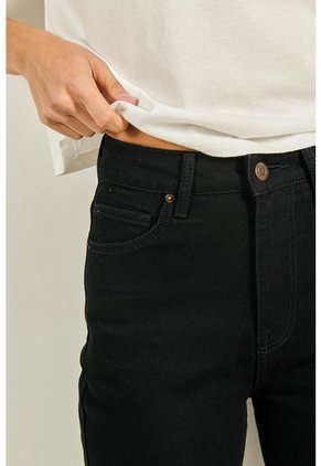 KOAJ PANTALON KOAJ JEAN MOM STA 10870 3/24