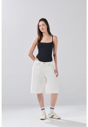 KOAJ BERMUDA KOAJ 34041 JORT LOOSE  FEM 2/26
