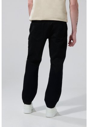 KOAJ PANTALON KOAJ JEAN SLIM 28096 3/25