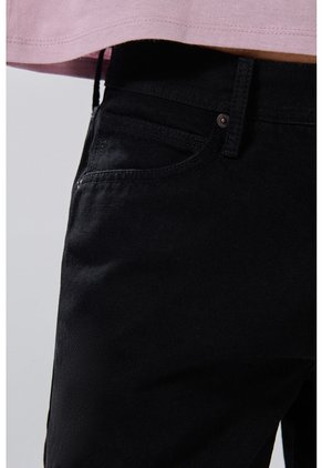 KOAJ BERMUDA KOAJ JEAN 31993 1/26