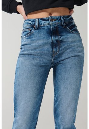 KOAJ PANTALON KOAJ JEAN MOM STA 23476 2/25