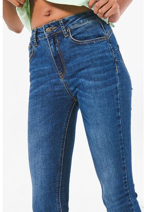 KOAJ PANTALON KOAJ PUSH UP FB 13981 4/24