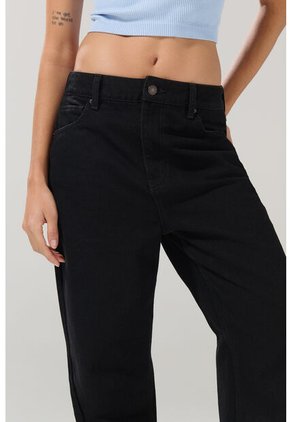 KOAJ PANTALON KOAJ JEAN 90S 29999 4/25