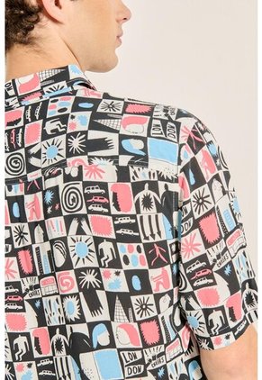 CAMISA KOAJ SPORT COLLAR MC 7780 2/24