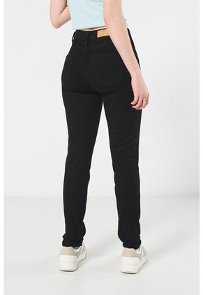 KOAJ PANTALON KOAJ PUSH UP FB 13985 4/24