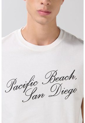 KOAJ CAMISETA KOAJ 29384 4/25