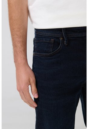KOAJ PANTALON KOAJ JEAN SLIM 28979 4/25