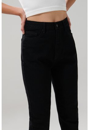 KOAJ PANTALON KOAJ JEAN MOM STA 29012 4/25