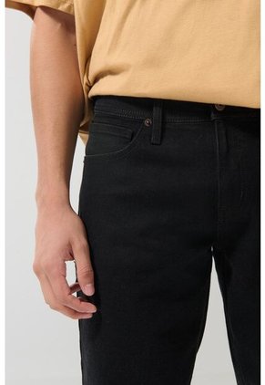 KOAJ PANTALON KOAJ JEAN SLIM 23189 2/25