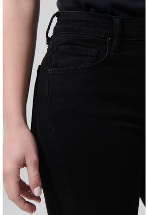 KOAJ PANTALON KOAJ JEAN JEGGING STA 28579 4/2