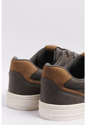 KOAJ ZAPATOS KOAJ URBANO M 10265 4/24