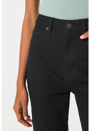 KOAJ PANTALON KOAJ JEAN MOM STA 18625 4/24