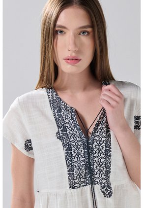 KOAJ BLUSA KOAJ CUELLO REDONDO  14907 4/25