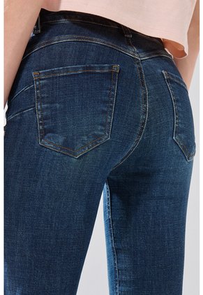 KOAJ PANTALON KOAJ JEAN PUSH UP 33802 3/26