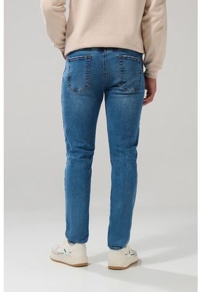 KOAJ PANTALON KOAJ JEAN SLIM 28868 4/25