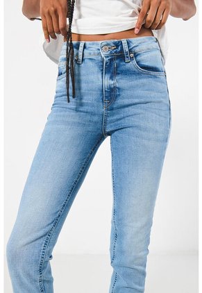 PANTALON KOAJ PUSH UP FB 13970 4/24