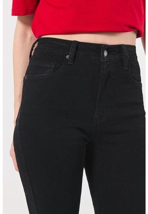 KOAJ PANTALON KOAJ JEAN JEGGING STA 13919 4/2