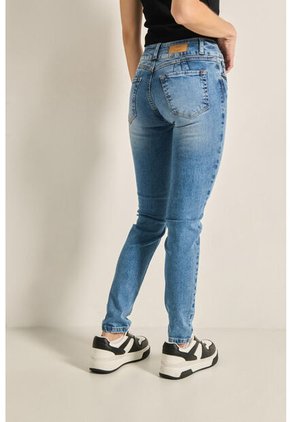 KOAJ PANTALON KOAJ PUSH UP FB 8369 2/24