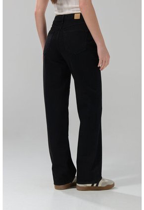 KOAJ PANTALON KOAJ JEAN 90S 29245 4/25