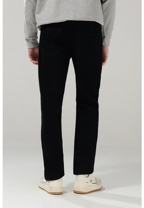 KOAJ PANTALON KOAJ JEAN 90s 30009 4/25