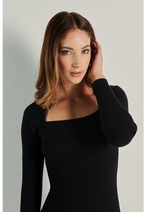 KOAJ VESTIDO KOAJ RUEKA 1/24