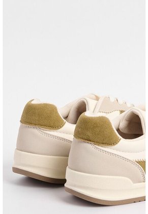 KOAJ ZAPATOS KOAJ URBANO M 20473 3/25