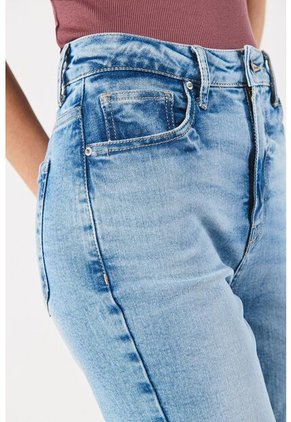 KOAJ PANTALON KOAJ JEAN MOM STA 17438 4/24